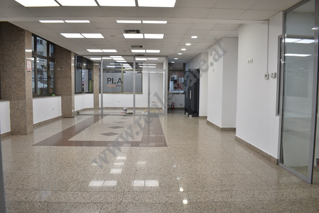 Office space for rent, part of a Business Center in the Blloku area, in Tirana, Albania.
It is posi